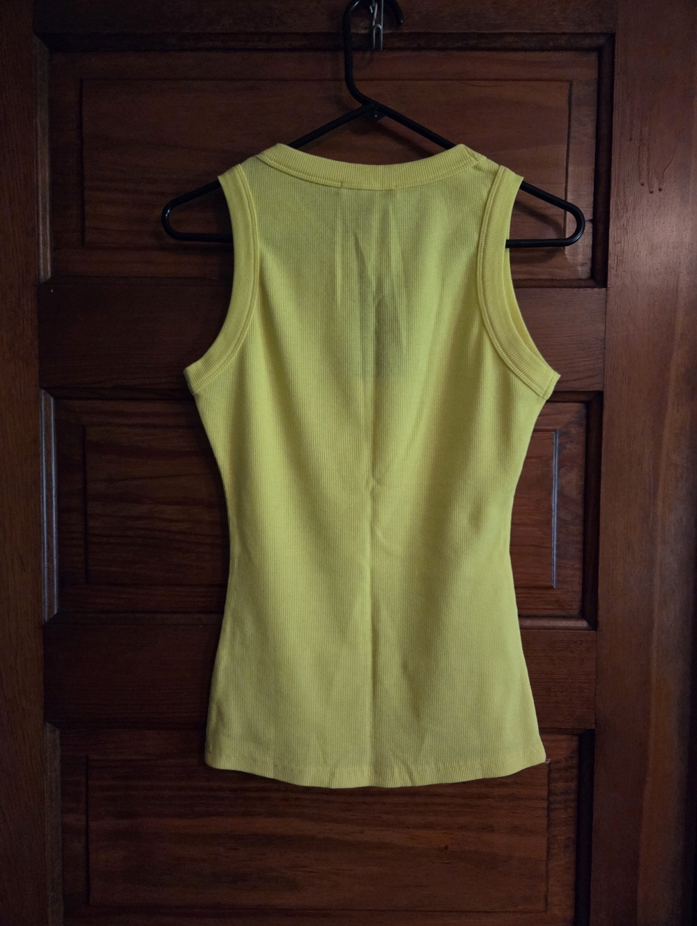 Yidarton Ribbed Tank - Picture 2 of 6
